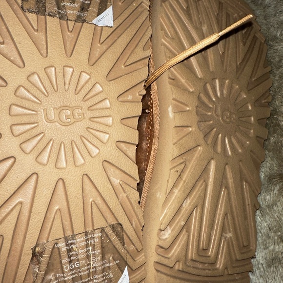 UGG Men’s Neumel Cozy Boot - Picture 5 of 5